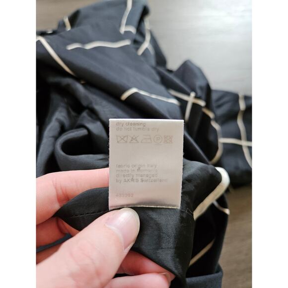 Akris Punto Black Big Grid Belted Trench Coat Size 14 - Picture 13 of 16